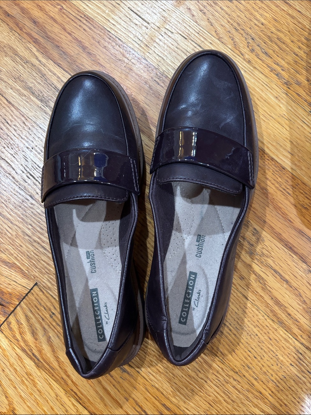 Clarks Women's Brown Patent Strap Loafers